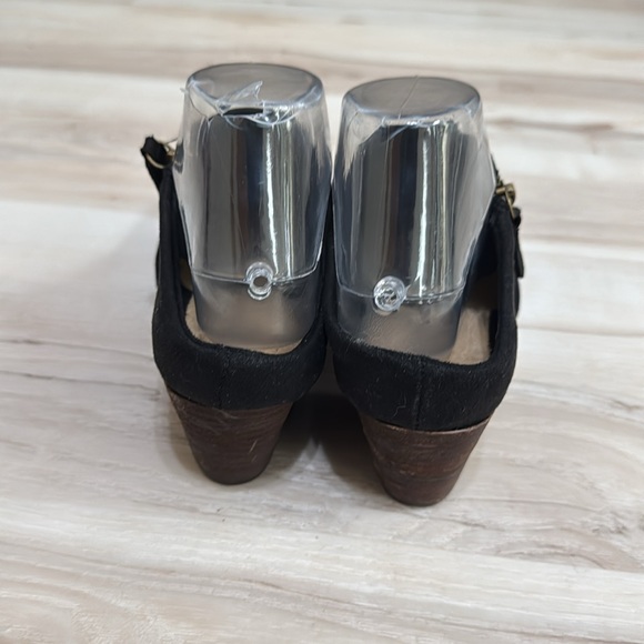 Bella Vita Carlene Chunky Heel Mules - Picture 5 of 8